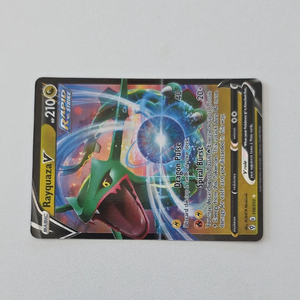 Pokemon Rayquaza V Card